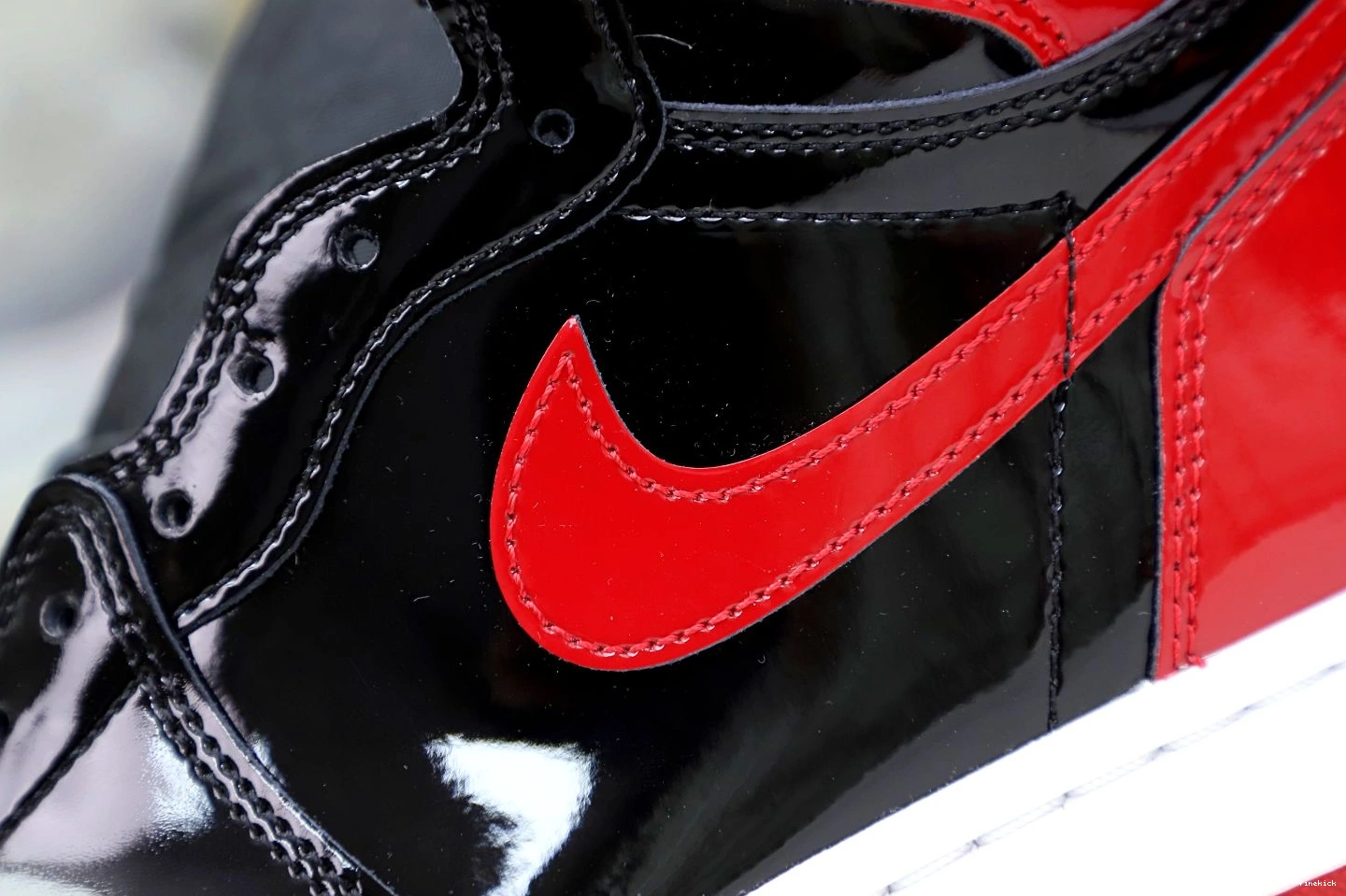 1 AIR HIGH PATENT BRED OG JORDAN 0303